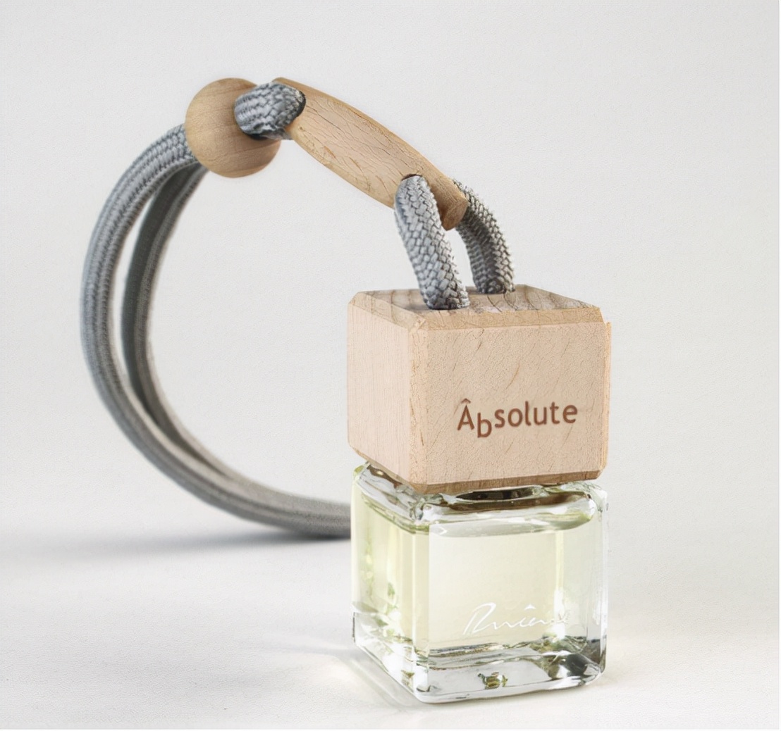 汽车怎样去残留的香水味,车载香水去除异味