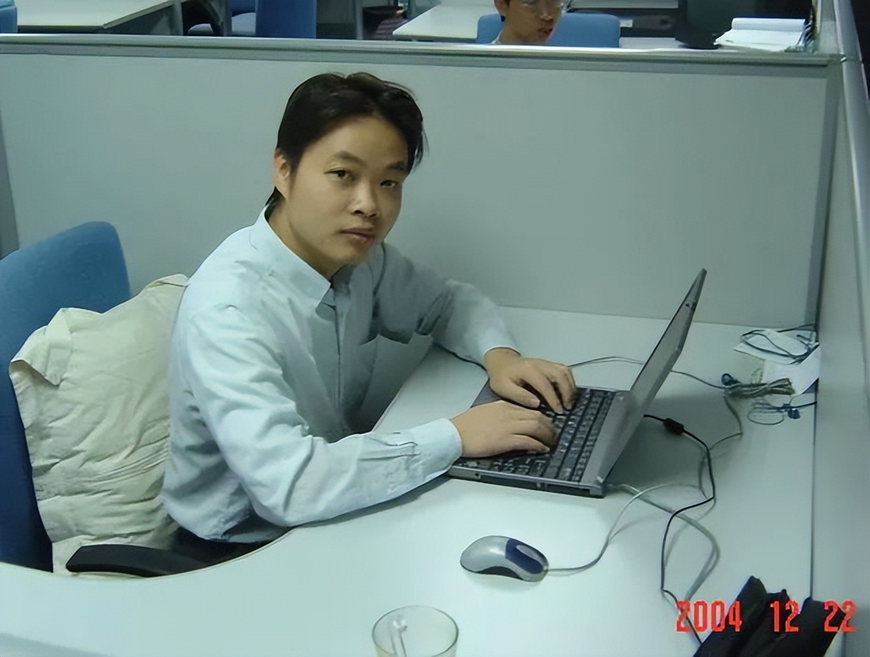 何小鹏创业遇贵人完整版,何小鹏辞职创业的朋友圈