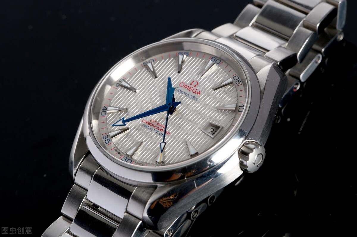 女人有品位戴什么表,一个女人的品位看哪里