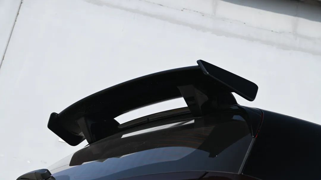 四代飞度大尾翼,新款飞度尾翼