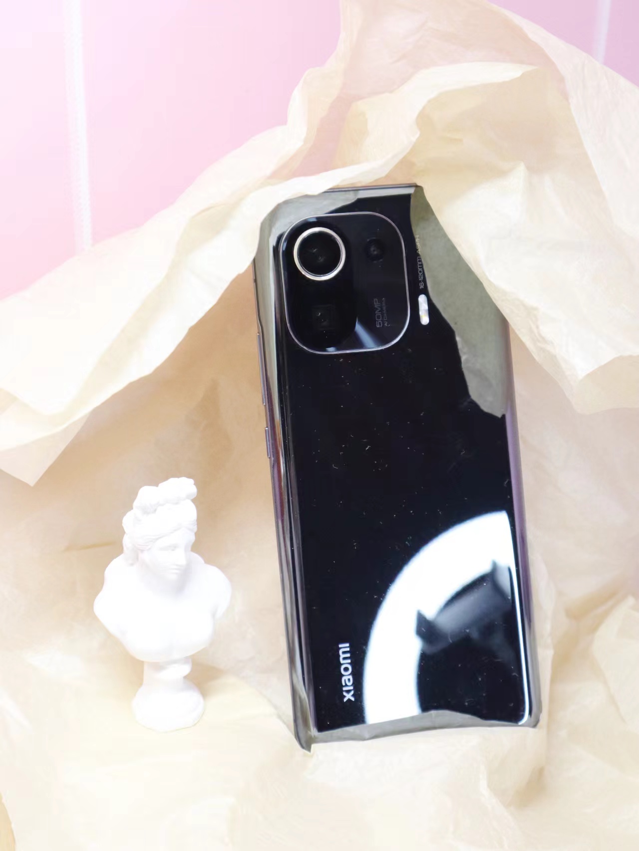 苹果手机改用小米手机的使用感受,用了三年的苹果会卡吗