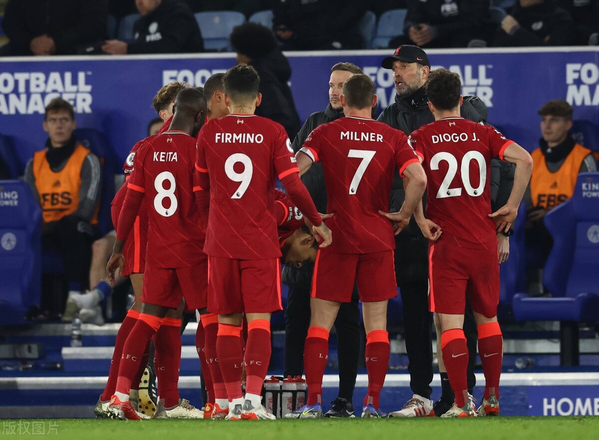 曼城后腰都有谁,曼城双中卫