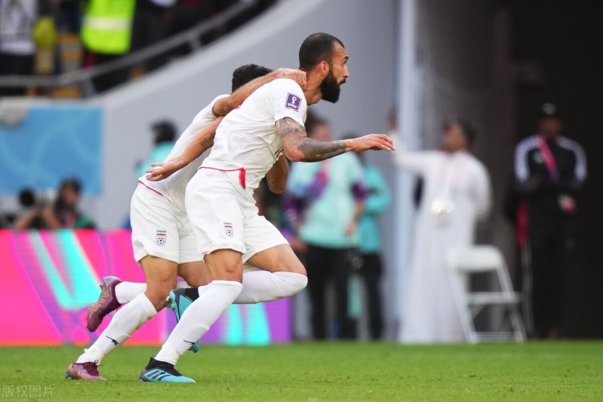 伊朗2比0绝杀威尔士完整版,伊朗2-0绝杀威尔士视频