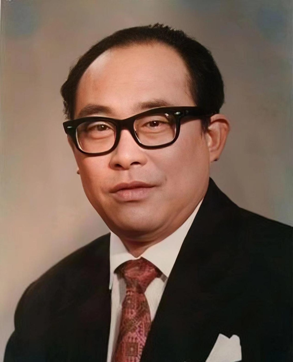 朱逢博丈夫骨灰摆放在哪里,著名女歌唱家朱逢博近况