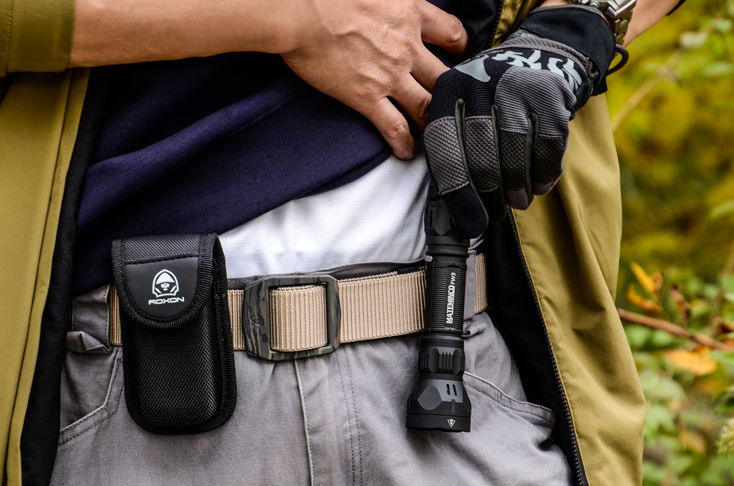 迈特明酷fw3白激光手电,迈特明酷虎头2号手电10000流明