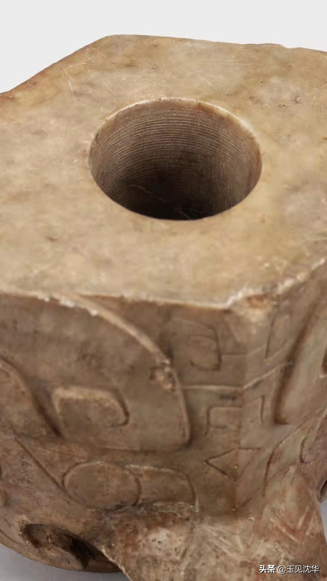 良渚文化玉器的特点和鉴别,良渚文化玉器的特点和鉴赏