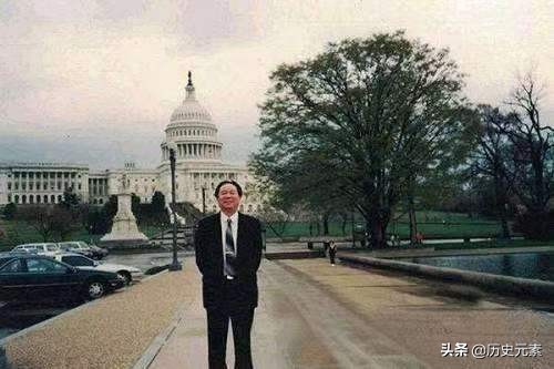 牟其中坐牢的原因,82岁传奇商人牟其中