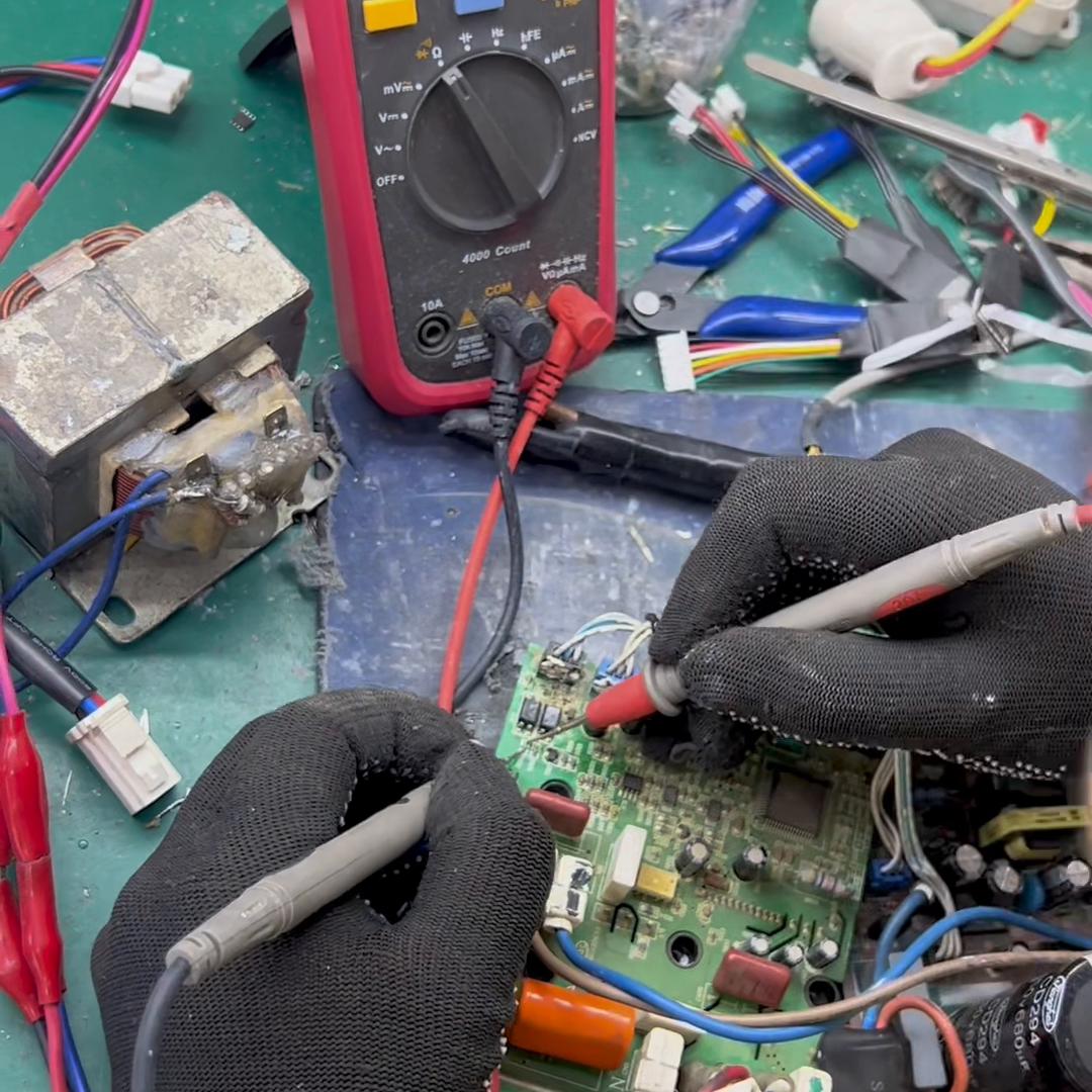 海尔变频挂机变频板维修,海尔变频挂机显示f3是什么原因