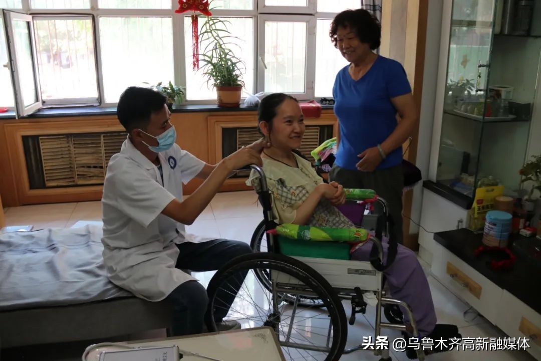 惠民服务送健康爱心义诊暖民心,我为群众办实事健康义诊