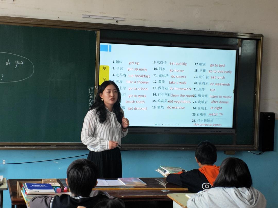 来自乡村基层的职场体验报告图片,基层的工作经历感悟