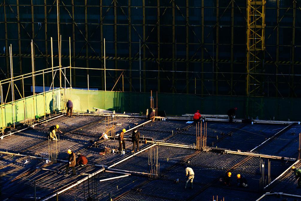 建筑工人如何在网上找到好工作,建筑工人上什么网找工作好一点