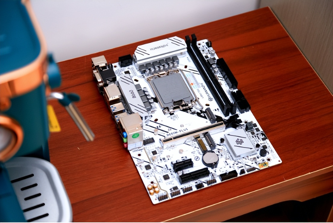 b660plus娴嬭瘎,b660plus璇勬祴