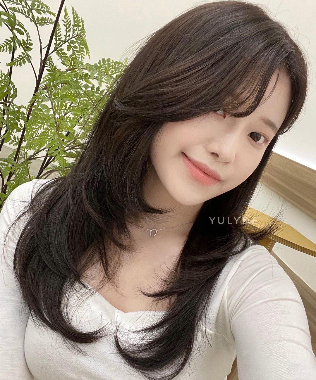 大圆脸适合什么发型,圆脸烫什么发型好看