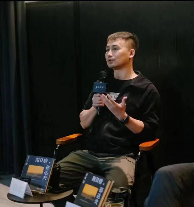 中国100位著名当代诗人,中国100位杰出诗人