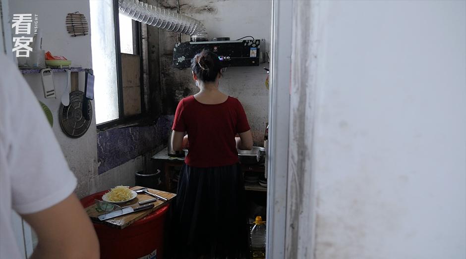 景德镇适合摆摊卖啥,去景德镇卖陶瓷