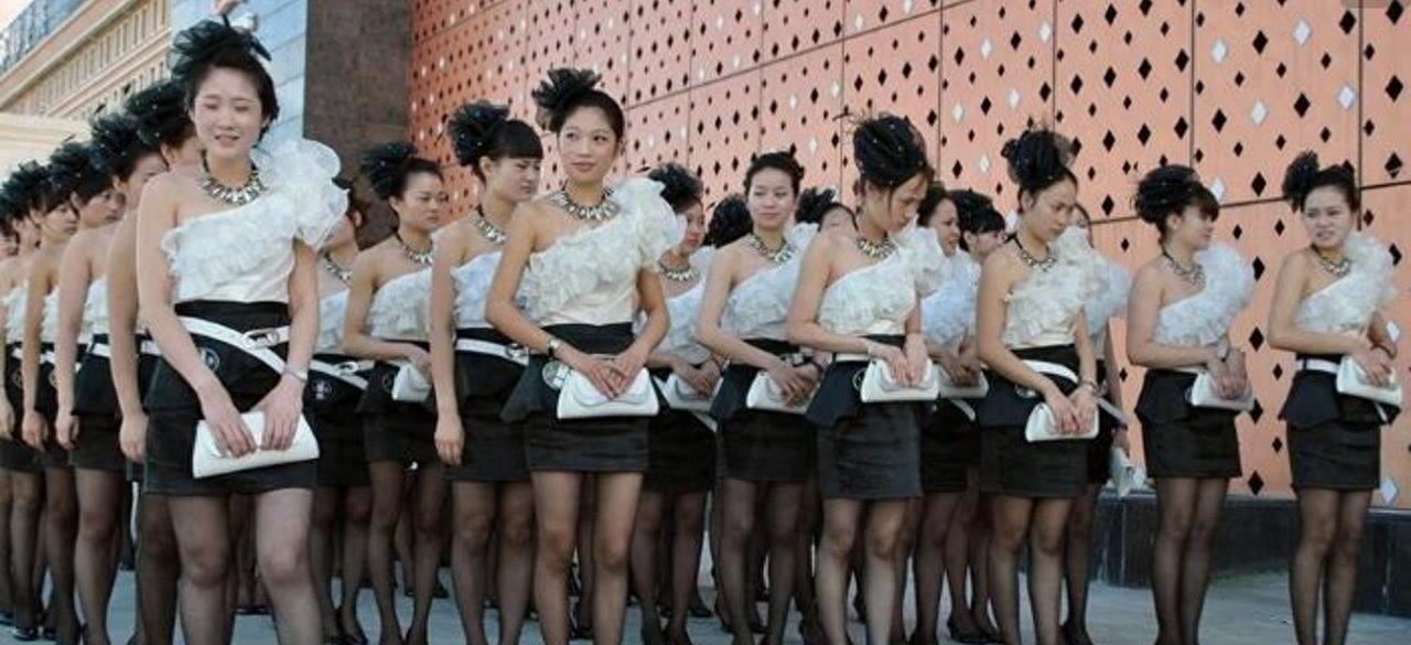 揭露东莞“秘密服务”黑幕，真相惊人！