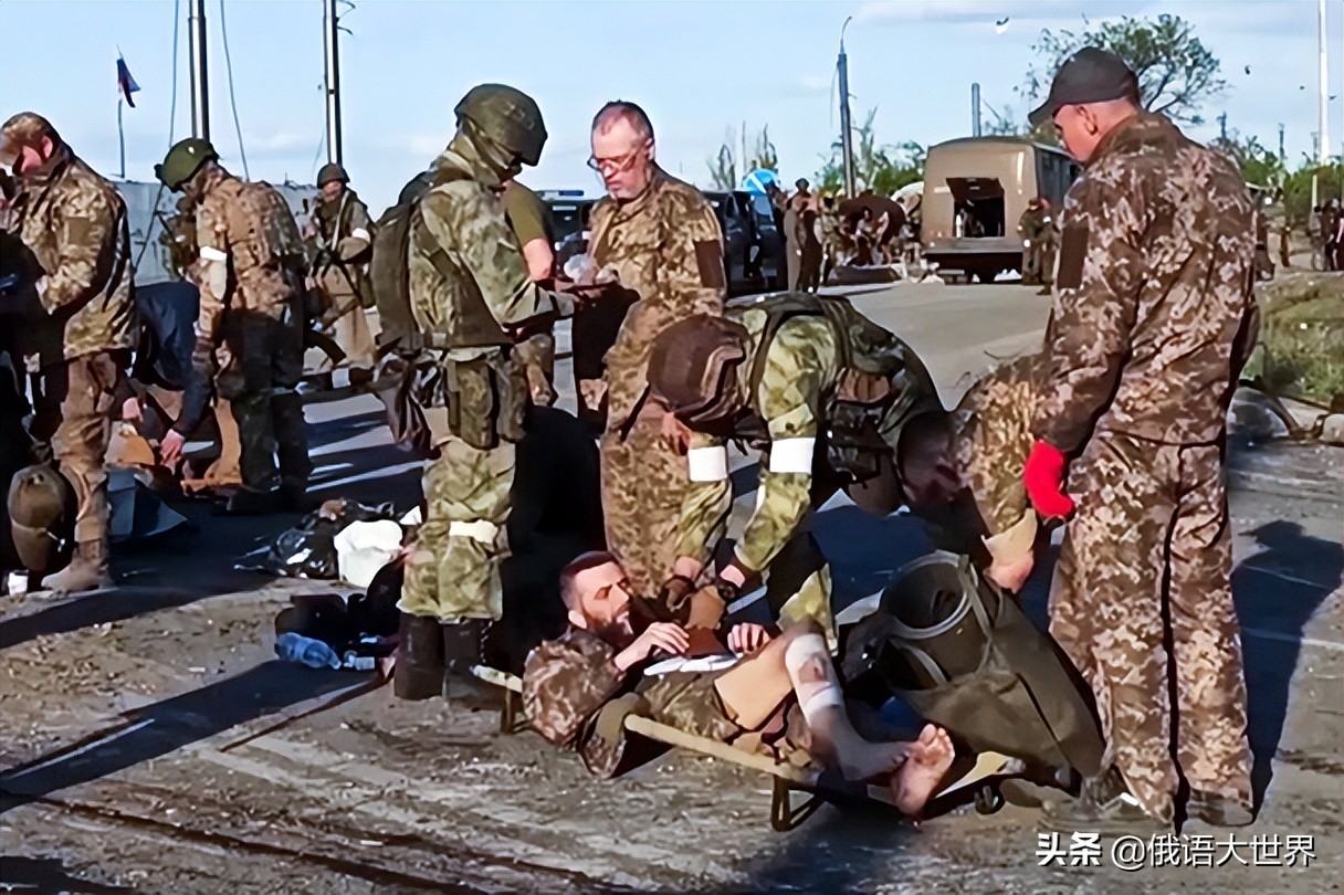 亚速钢铁厂士兵图片,亚速钢铁厂士兵视频