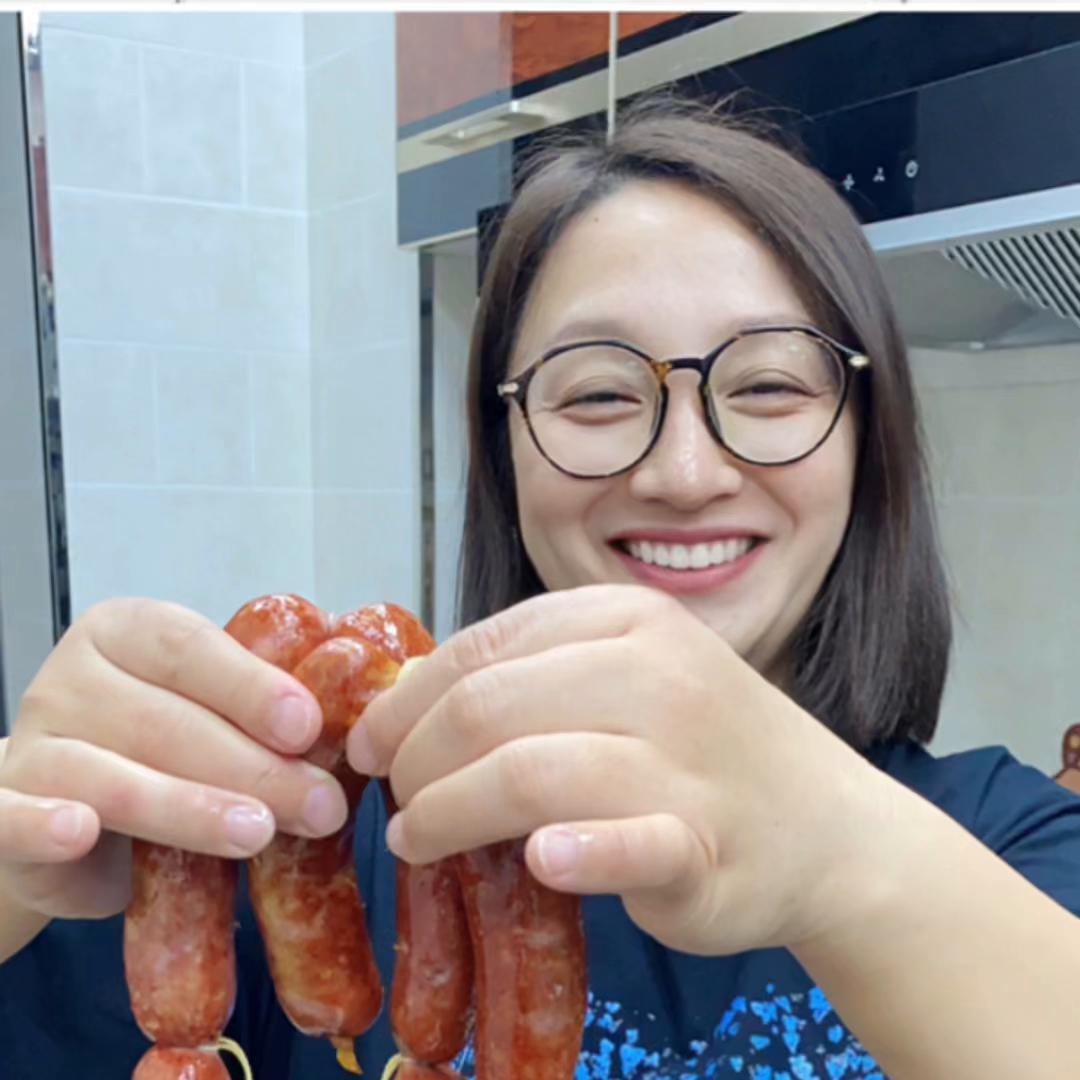 红肠没肠了怎么做,红肠在家能做吗