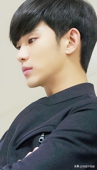 不受欢迎的三种男生发型,男生什么发型会让女生觉得呆板