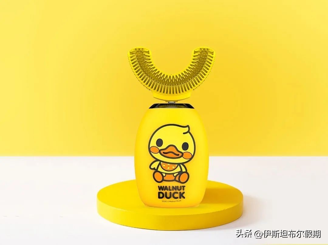 儿童刷牙半圆牙刷视频,可爱的宝宝牙刷让宝宝爱上刷牙