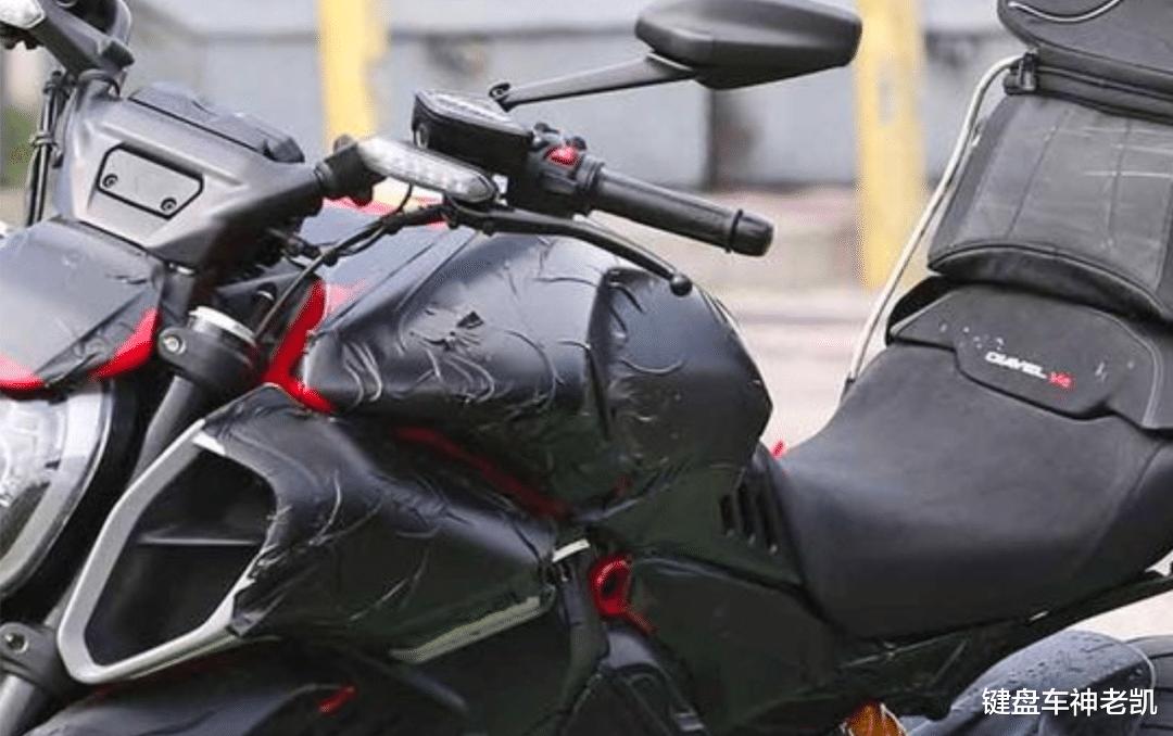 杜卡迪diavelv4大魔鬼极速,2023杜卡迪diavelv4官方宣传片