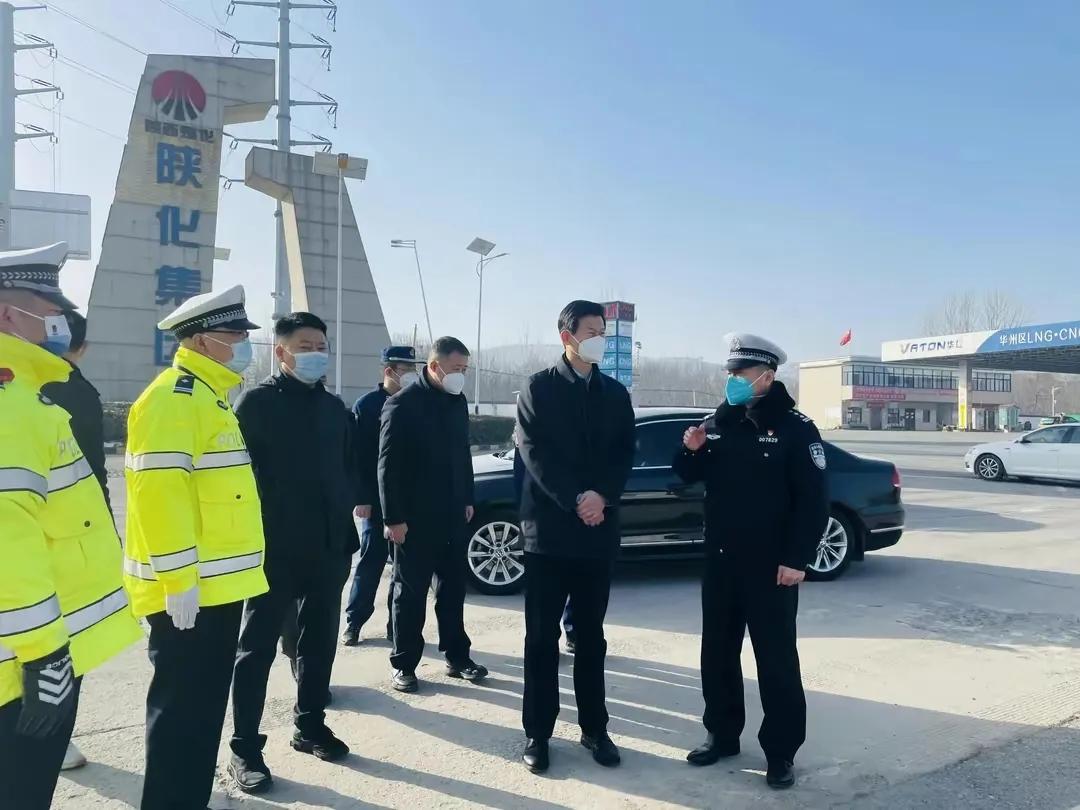 公安春节不打烊民警在岗保平安,县交警圆满完成春节安保任务