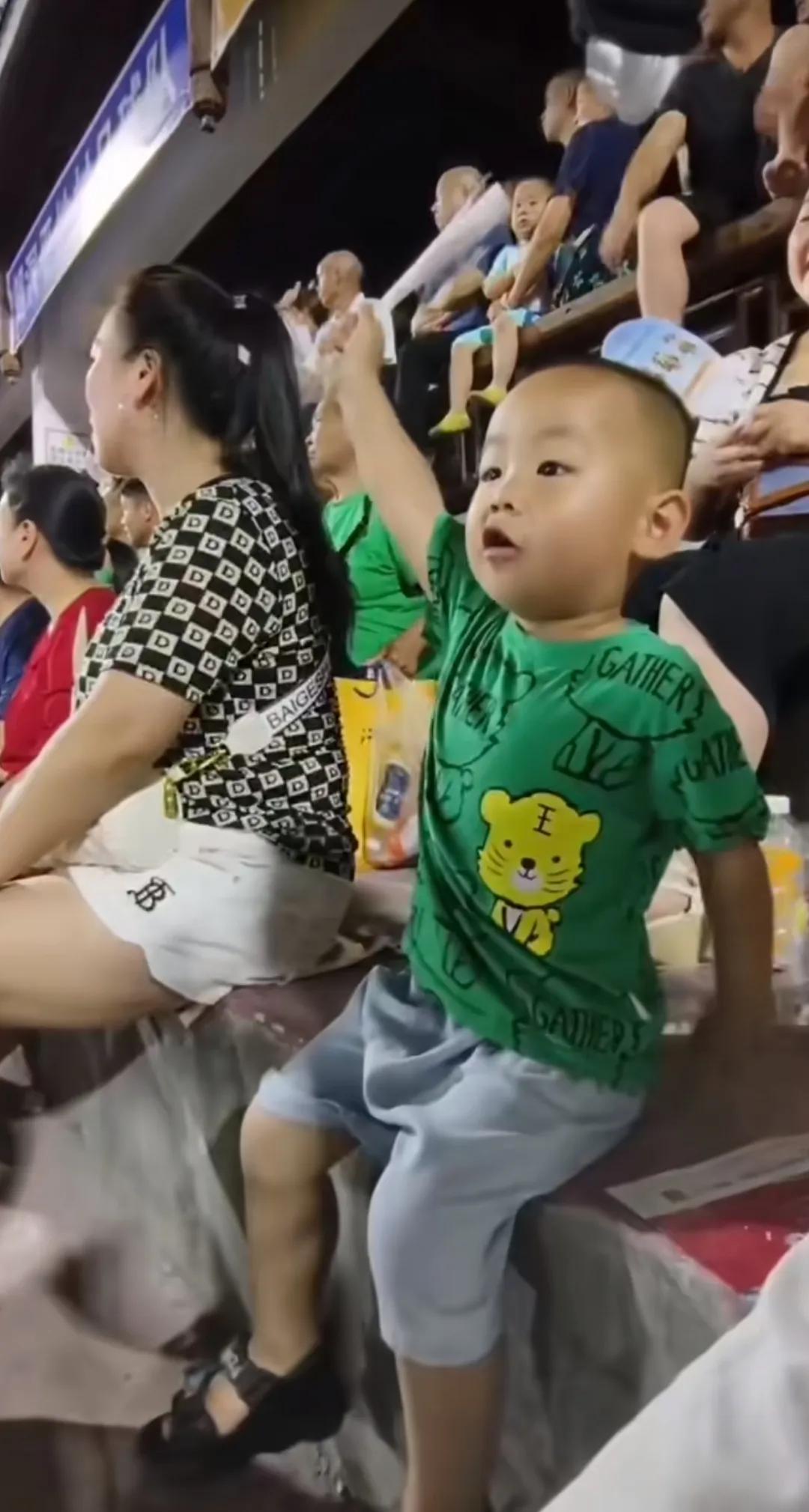 贵州村超足球史上的跨越,助力贵州村超榕江全国足球友谊赛