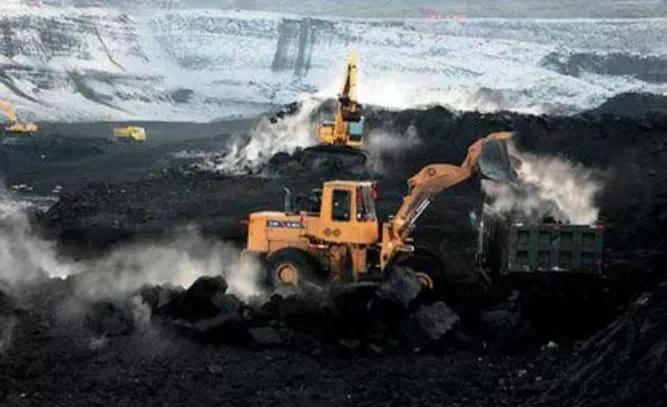 火焰山燃烧千年无法扑灭完整版,火焰山震撼