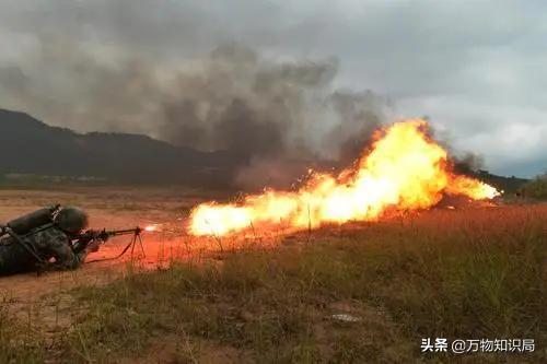 火焰喷射器对付恐怖分子,淞沪会战中的日军火焰喷射器