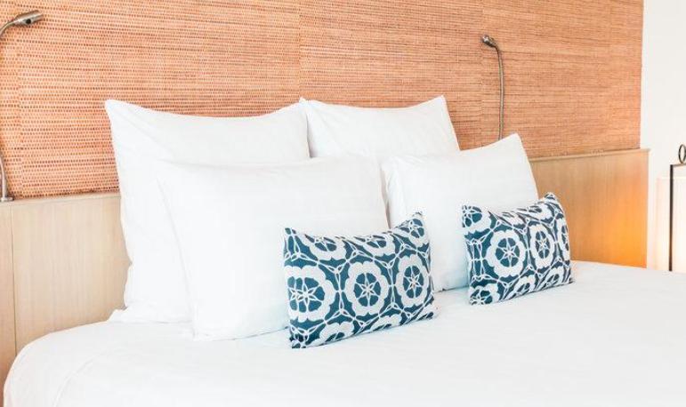 睡眠好不好枕头很重要,睡眠质量差枕头放什么