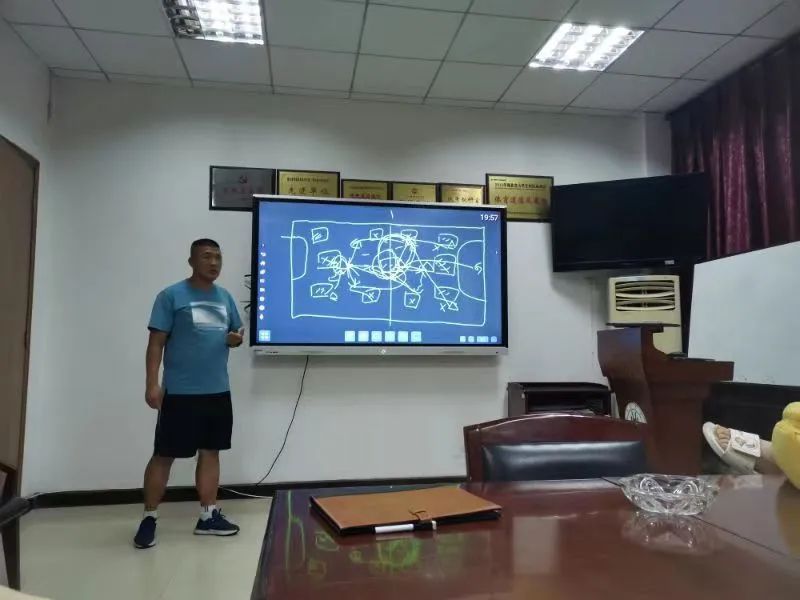 冠军专访|华中农业大学女足：这次，终于是冠军