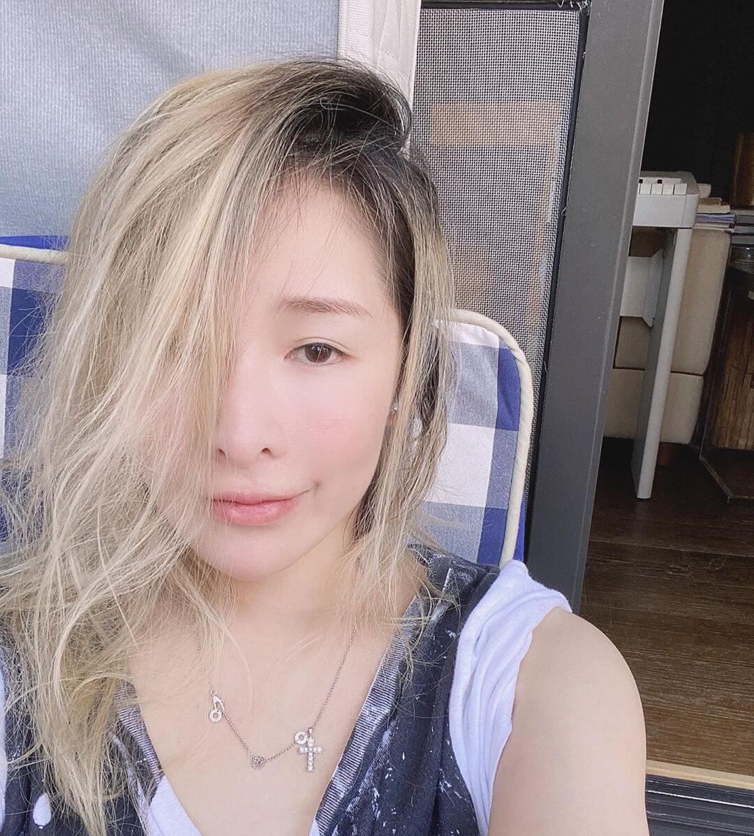 43岁萧亚轩,萧亚轩40岁换18个男友