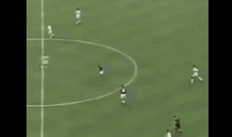 历史75大巨星排名罗伯特森,罗伯特巴乔个人简介