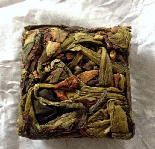 喝什么茶比较好红茶绿茶白茶,夏季喝什么茶绿茶红茶好