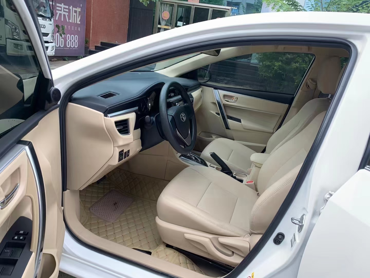 原车是皮座椅有必要套座椅套吗,原车布座椅有必要包真皮吗