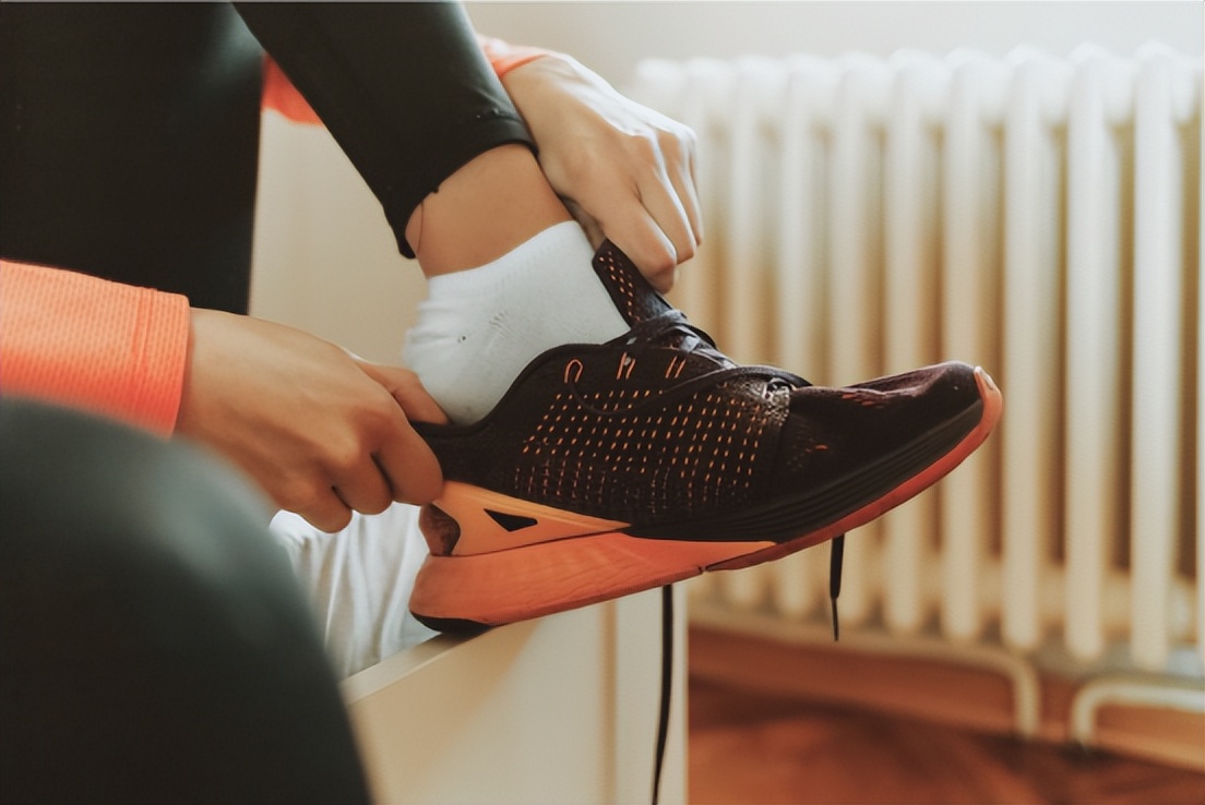 清热化湿理气健脾穴位,脾虚按摩足底穴位