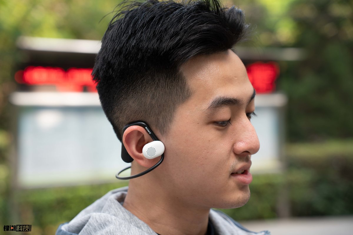 索尼真空仓蓝牙耳机测评,索尼floatrun音质