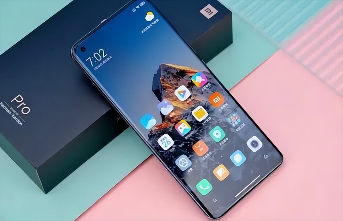 买手机买什么手机性价比比较高,买手机该买什么手机好呢