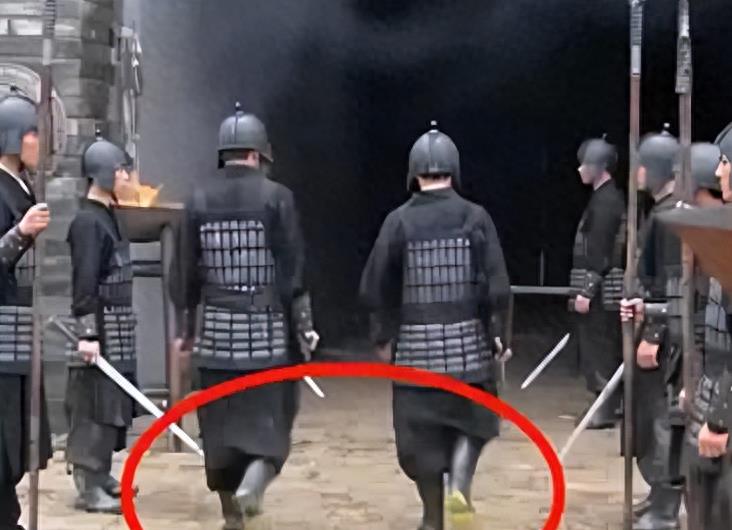 经典穿帮哭笑不得,电视剧那些让人爆笑的尴尬穿帮