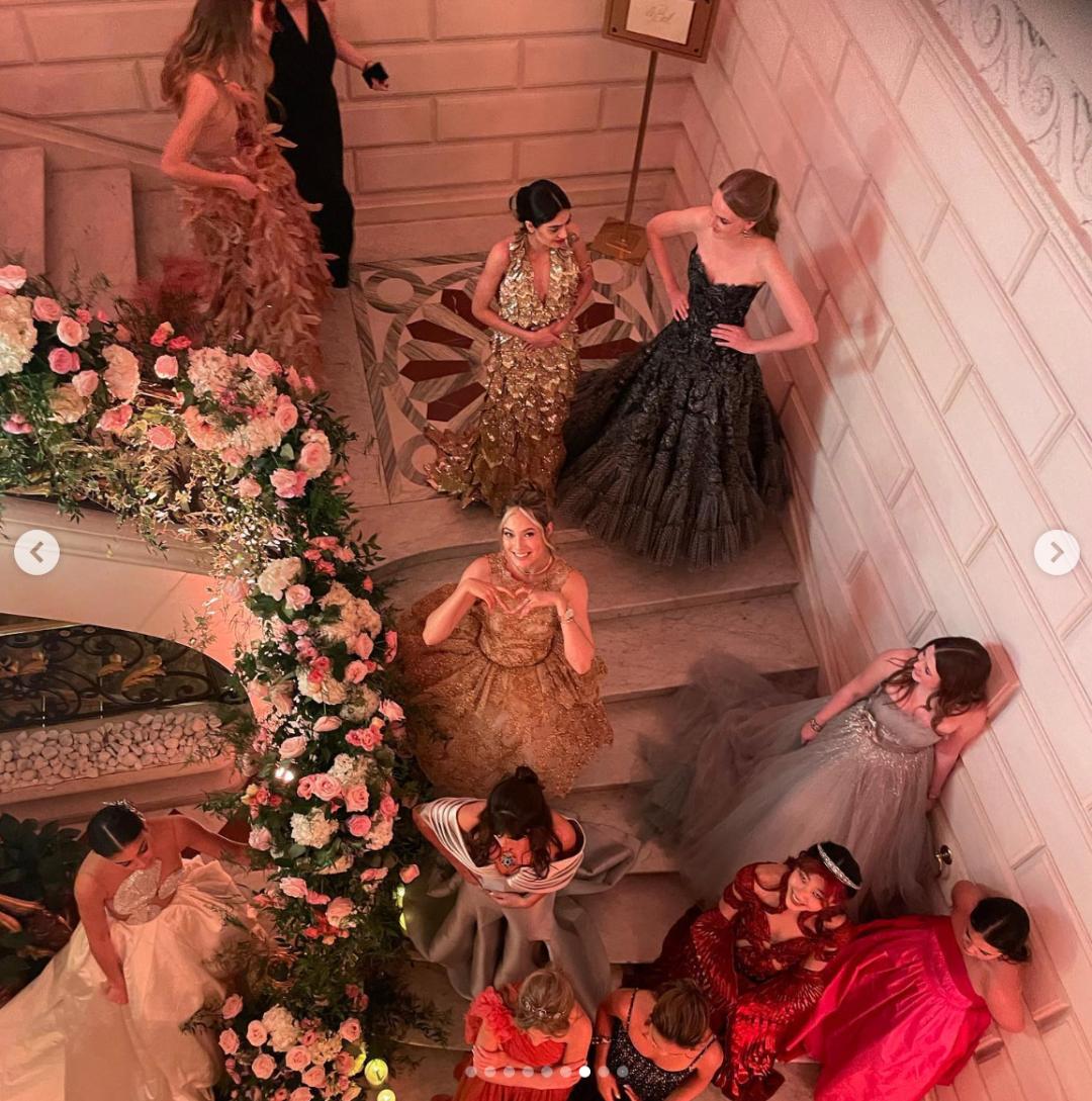 谷爱凌亮相顶级名媛舞会,谷爱凌18岁跳下去是金牌