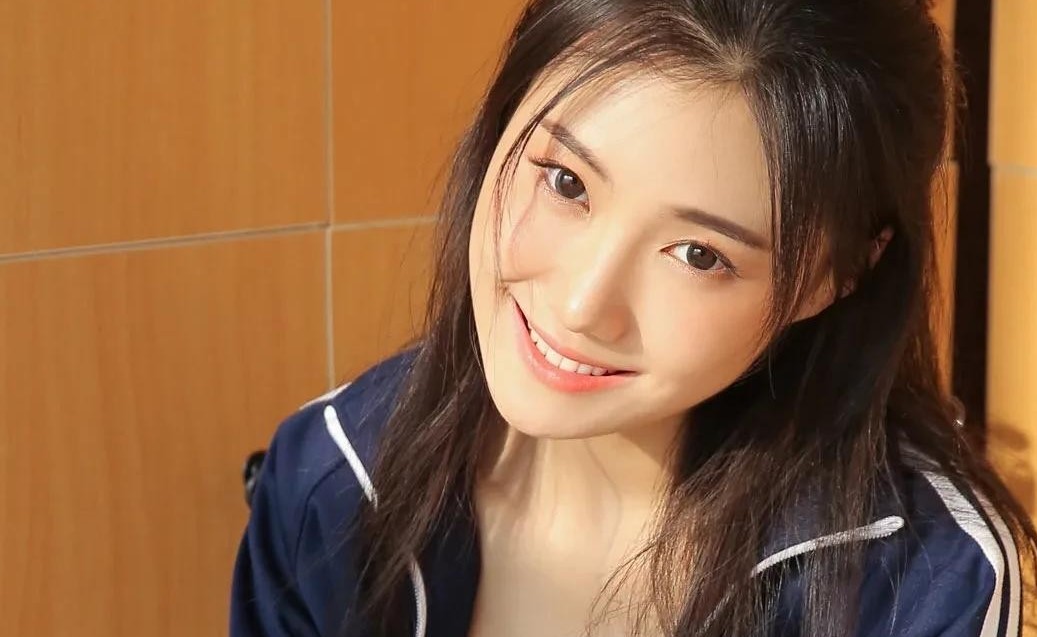 和刚认识的女孩子聊天怎么找话题,和新认识的女生聊天怎样找话题