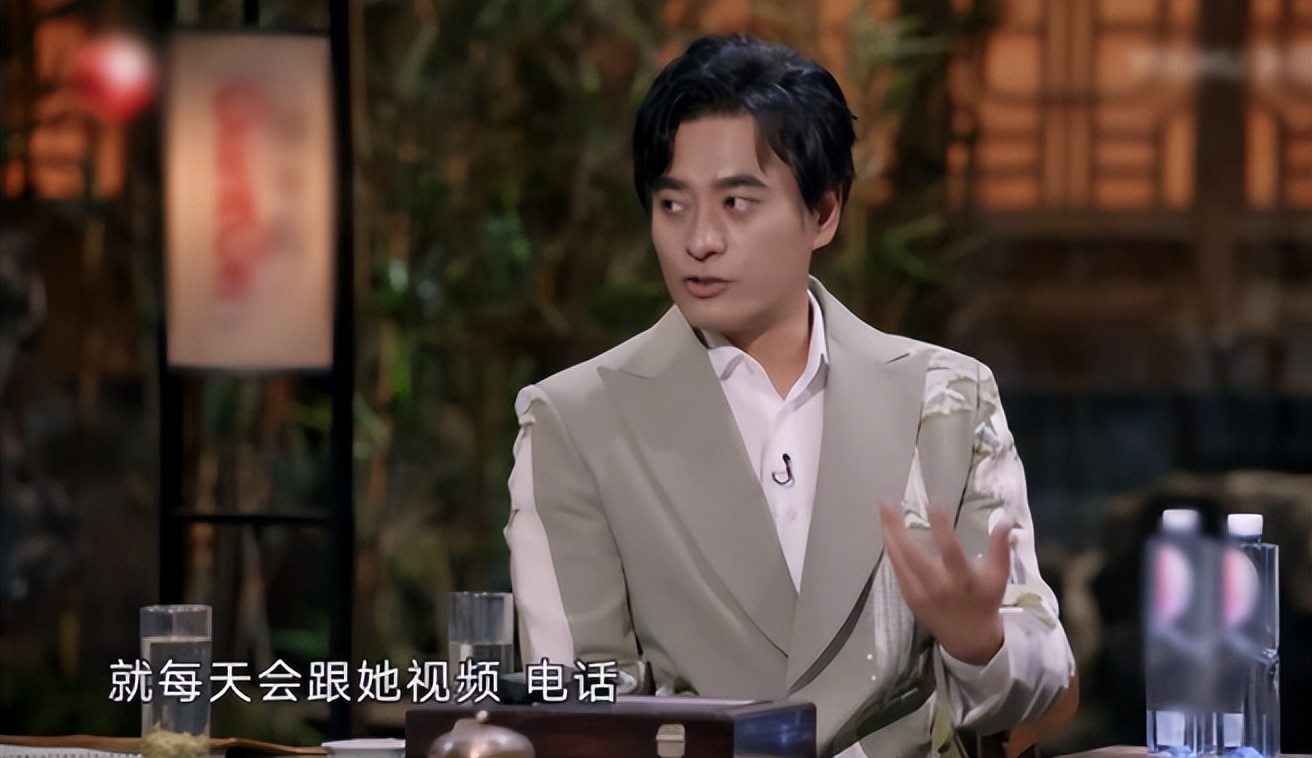 唐嫣自曝和罗晋隔空互动超甜蜜,唐嫣与罗晋甜蜜如初