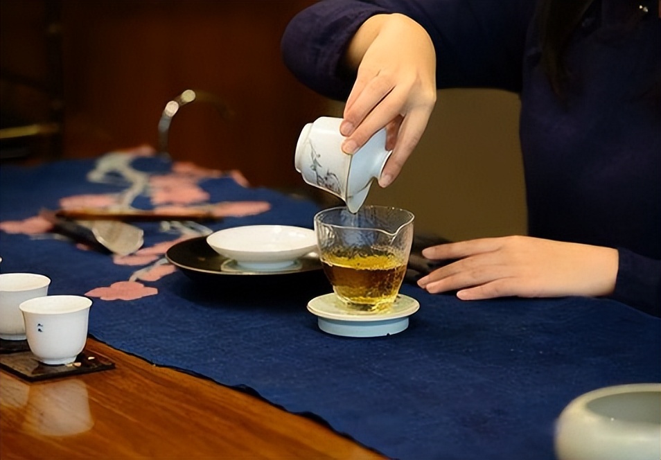 茶叶保质期一般是多久过期能喝吗,茶叶保质期多久和过期茶叶能喝吗