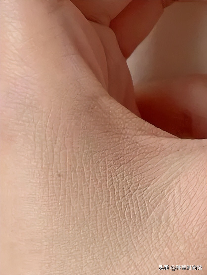 遮瑕推荐真实测评不暗沉不卡粉,遮痘用什么遮瑕原相机测评