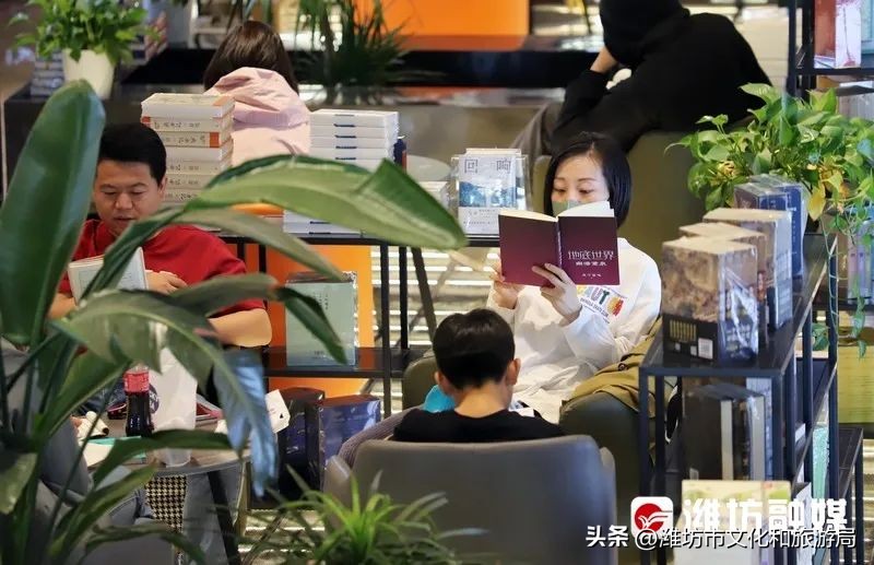 用“文化+”穿针引线，打造“新华新阅广场”IP