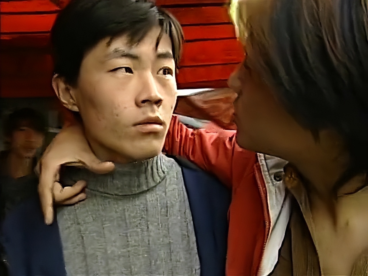 刑侦剧连载84：校霸肆意*辱侮**欺压老实人，殊不知爆发后一刀反杀