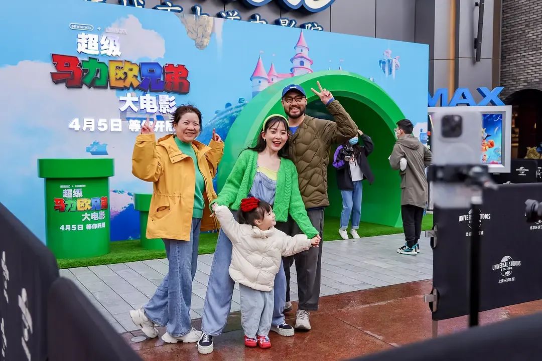 又爽又嗨，今年最快乐的电影来了，没有之一