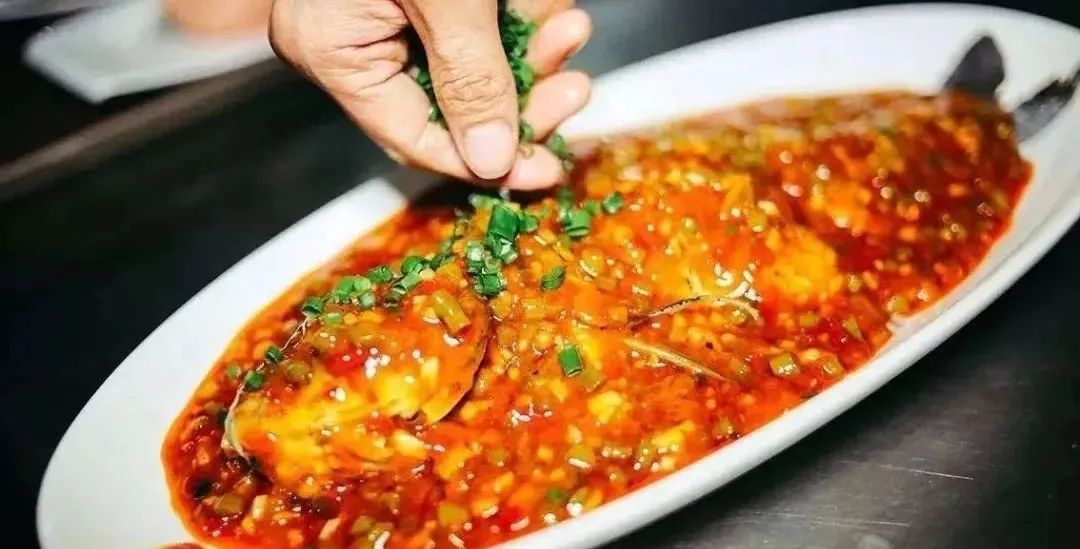 鱼肉最好吃10种做法,鱼肉与猪肉混合丸子的做法和配方