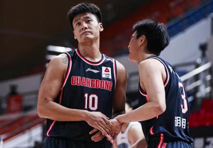 广东宏远赵睿退出俱乐部了吗,赵睿再曝离队传闻