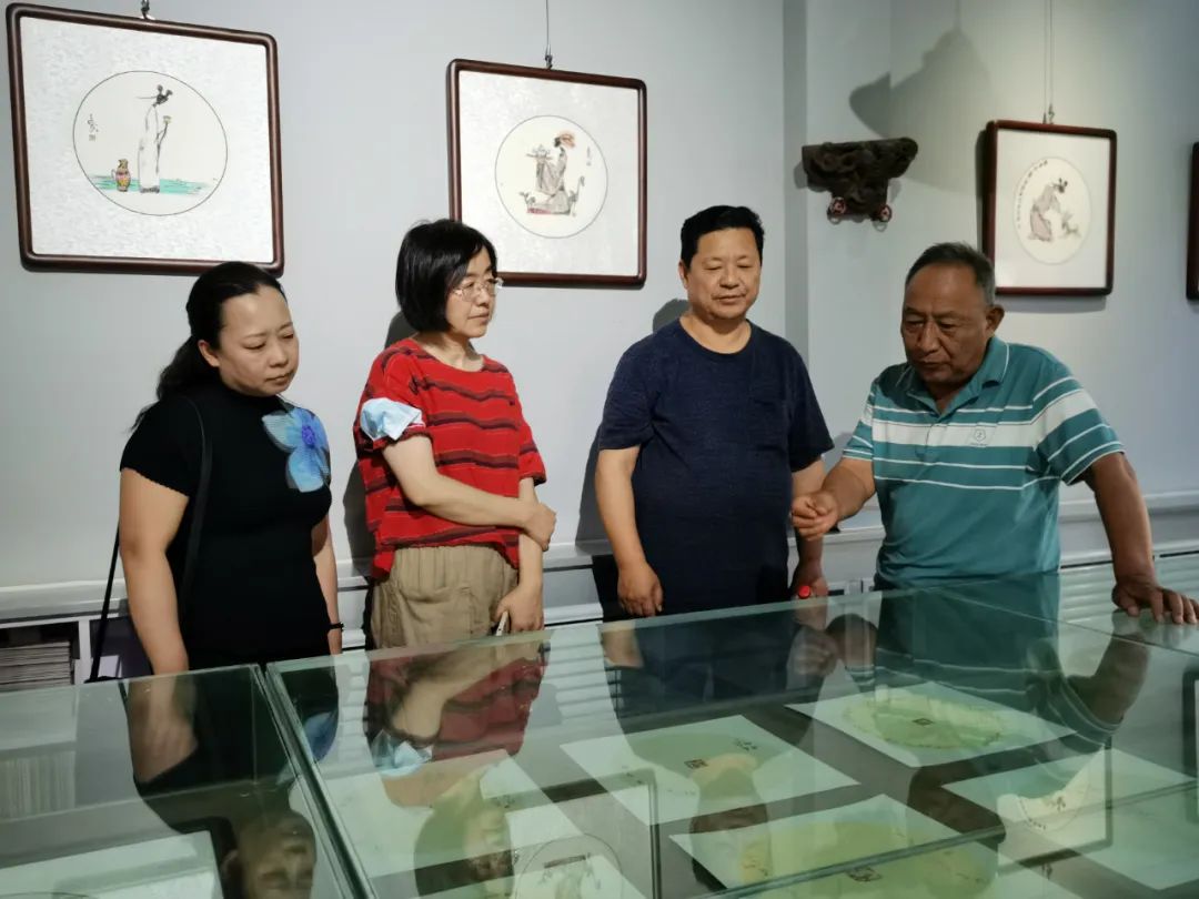 刀情墨趣浓画意诗情厚——安多民“刀情墨趣”艺术展成功举办